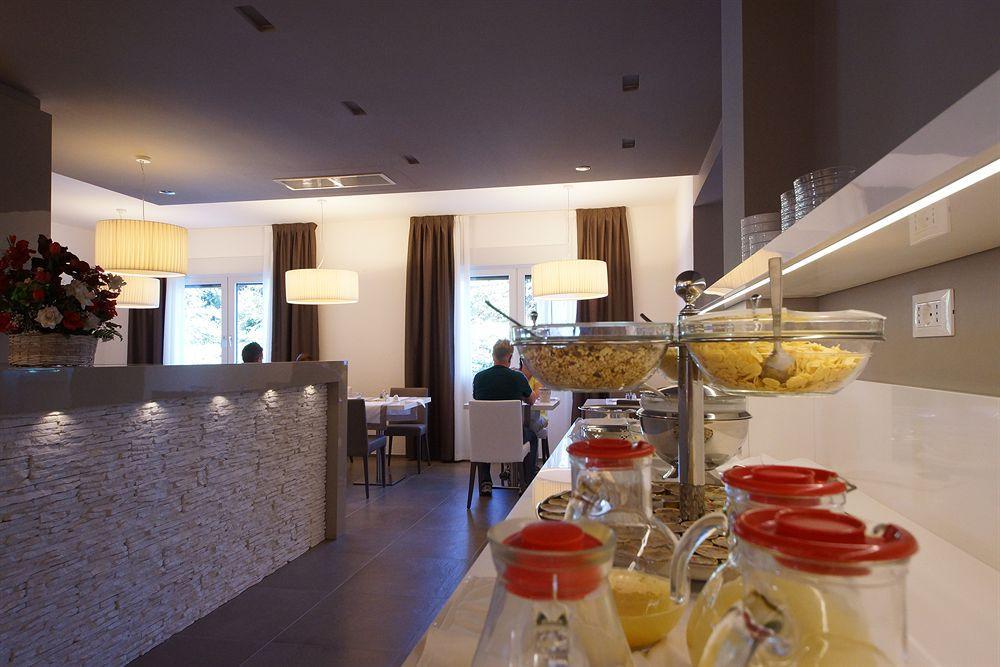 Hotel Casa Serena Malcesine Exteriör bild