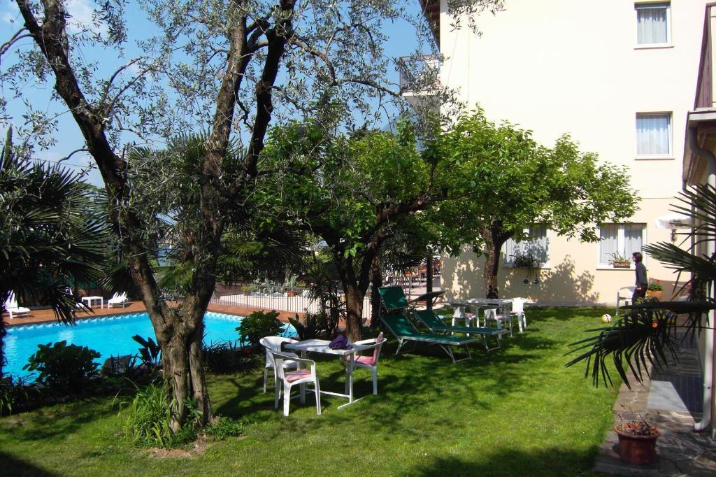 Hotel Casa Serena Malcesine Exteriör bild
